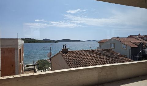 CHORVÁTSKO - Apartmány 2.rad od mora - SRIMA, VODICE