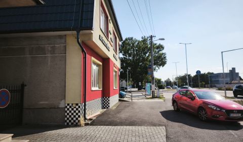 Prenájom obchodno-administratívneho priestoru , Šaľa  centrum