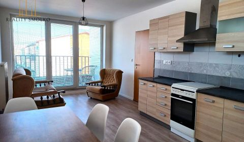 2-izbový byt s loggiou, vlastným kúrením a parkovaním - Veľký Šariš