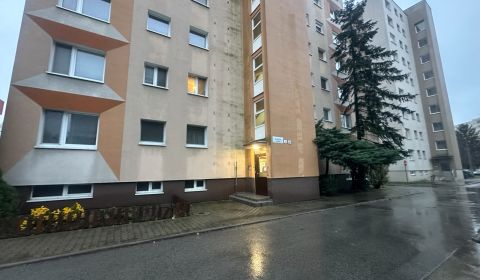 Na predaj 3-izbový byt v Šamoríne