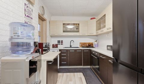Znížená Cena o 6000€! Exkluzívne-4 izbový byt na PREDAJ v Dunajskej St