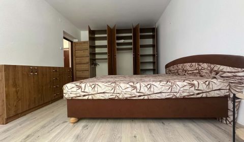 ☎️ 0918197701 Na prenájom  zariadený 1 izbový byt  na sídlisku západ n