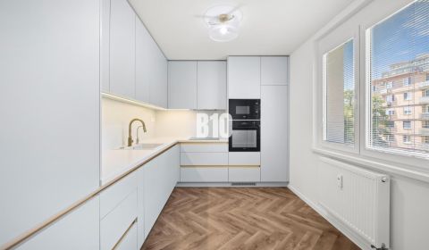 Prémiové bývanie v centre Nitry | 3 izby, veľký balkón