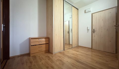 INVESTIČNÝ 2 izb.byt s LOGGIOU a ŠPAJZOU