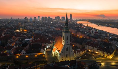 PRIPRAVUJEME I Vysoké stropy, 