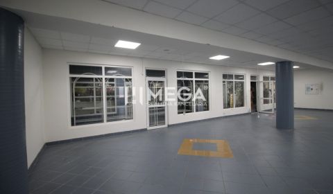 Na prenájom - priestor 185 m2 v centre mesta Humenné