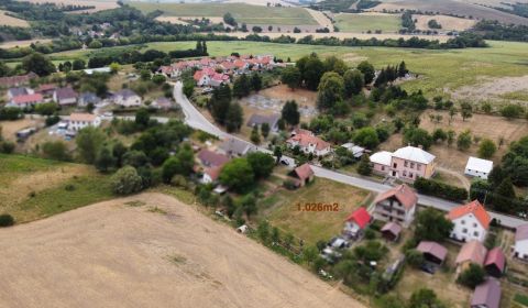Stavebný pozemok s výmerou 1 026 m² v obci Podbranč.