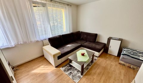 PRENÁJOM: 1izbový byt 30 m²; Fončorda, BANSKÁ BYSTRICA; 500€/mes.