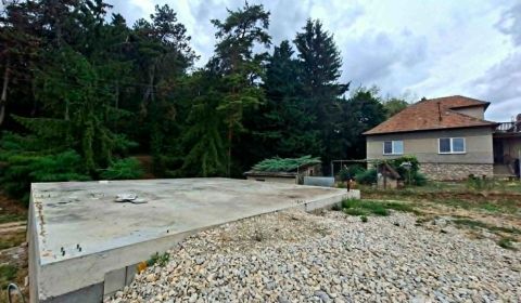Atraktívny stavebný pozemok 10,93 á, v tichom prostredí - Kolíňany