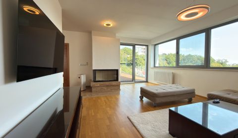 4-izbový byt 125m2 + terasa 45m2 | Staré Mesto