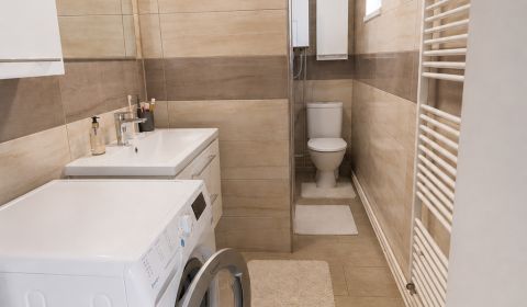 PREDAJ: 4 izbový rodinný dom po rekonštrukcii, staré Piešťany