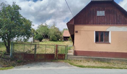 Predaj: RODINNÝ DOM s pozemkom 4165 m2, v  Dubovom