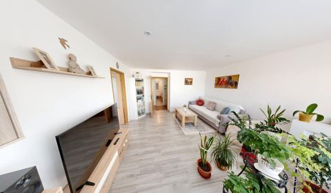 Zariadený byt 66m2 v Centre mesta Galanta, Kompletná rekonštrukcia