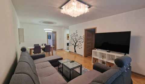 PRENÁJOM - VYSOKÉ TATRY- Pod Lesom  3-izb. byt 76 m2 , s balkónom