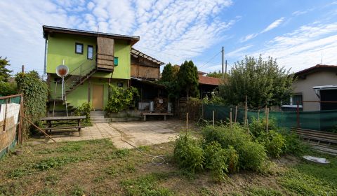 3-izbový dom 135m2 + pozemok 256m2 | Bernolákovo