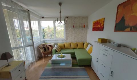 Predaj  pekný 2 izbový byt Račianske mýto, Bratislava III Nové Mesto