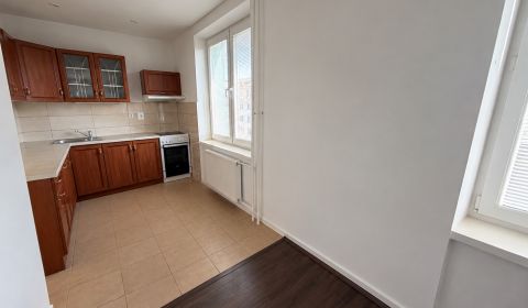 Na prenájom 2 - izb. byt (53m2) s balkónom, Palárikova ul. Senica