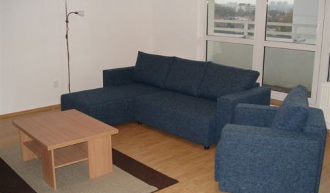 Predáme 3 izb byt na Konierekovej ulici s parkovaním