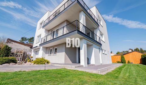 6 izb. RD, bývanie / sídlo firmy, garáž, Nitra - Čermáň  /+ BONUS