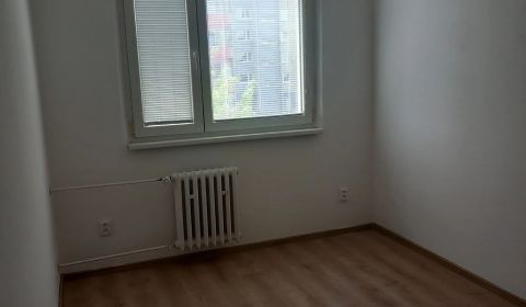 4-izb. byt, Sekurisova, Dúbravka, 3.p./4 s výťahom