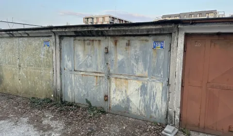 18 m2 Garáž na Sliačskej ulici v Bratislave
