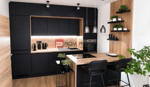 REZERVOVANÉ - Kompletne zariadený 2-i byt s loggiou a parkovaním – Nov