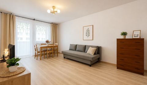 Pekný zariadený 3-izbový byt s 2 balkónmi | 85,3 m² | Petržalka I