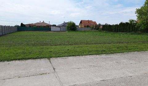 TOP stavebný pozemok so stavebným povolením blízko golfového klubu