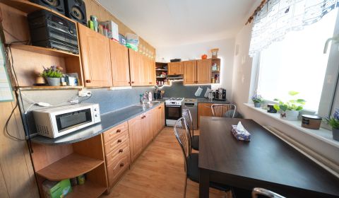: 4-izbový byt, Prešov - Sekčov, Ďumbierska, loggia, 79 m2