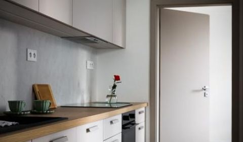 REZERVOVANÝ - 3-izbový byt po kompletnej rekonštrukcii – Mamateyova