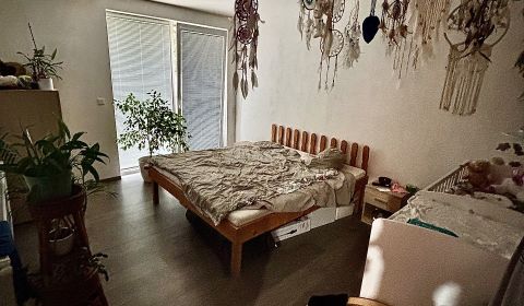 3 izbový rodinný dom v obci Komoča