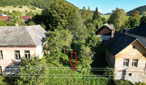 Stavebný pozemok v malebnej obci Zliechov na predaj