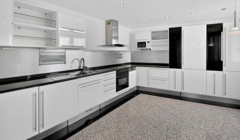 ,Predaj 3 izbový priestranný byt,156 m2, Kramáre, výhľad, BA III