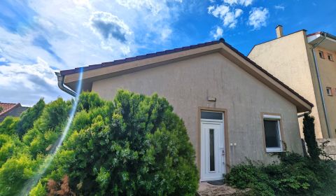 Na predaj rodinný dom v obci Matúškovo