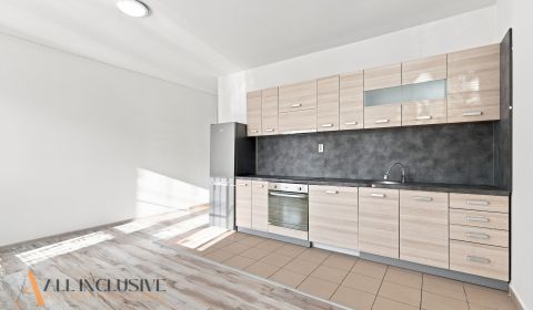 Na predaj 3-izbový byt s balkónom, Vydrany