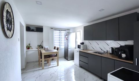 3-izbový RD v Bušinciach, okr. Veľký Krtíš.