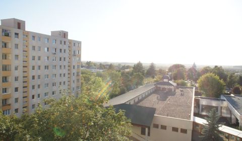 3-izb. byt, M. Marečka, Devínska Nová Ves, lodžia, 5.p./8