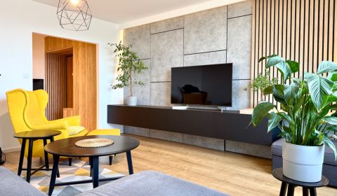 Na predaj 3 izbový byt 86 m2, Bratislava, Petržalka, Jasovská ulica