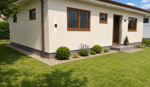 Rozostavaná novostavba 4-izbového bungalovu v Šamoríne na predaj