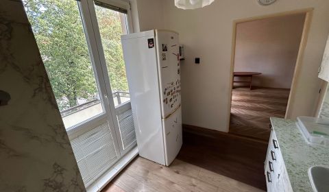 3-IZBOVÝ BYT NA PRENÁJOM V TRENČÍNE – LEGIONÁRSKA | 68 m² | LODŽIA + B