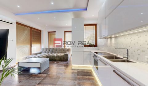 6i DVOJGENERAČNÝ DOM PO REKONŠTRUKCII S VEĽKÝM POZEMKOM A SMARTHOME – 
