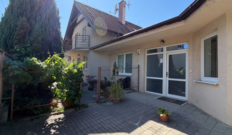 Exk. 5 iz. RD so samost. ambulanciou blízko centra v Piešťanoch ZĽAVA