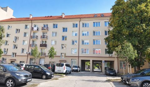 Predaj 3izbového bytu na Košickej ulici v Ružínove-Rezervované!!