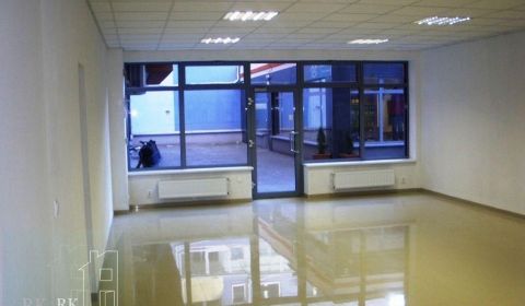 SENEC - NA PRENÁJOM – KANCELÁRSKY PRIESTOR v centre pri pešej zóne