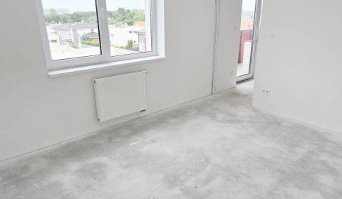 Novostavba - 3- izb. byt s 2 balkónmi a garáž. na ul. Jána Ondruša