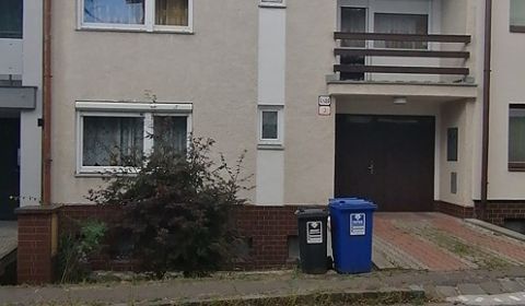 Priestranný 5-izb, radový rodinný dom s garážou a 3 lodžiami – Astrova