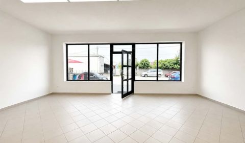 NA PRENÁJOM   Multifunkčný obchodný priestor (350 m²) na frekventovane