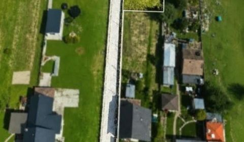 STAVEBNÝ POZEMOK SO STAVEBNÝM POVOLENÍM-1 405 m² -239 000 €
