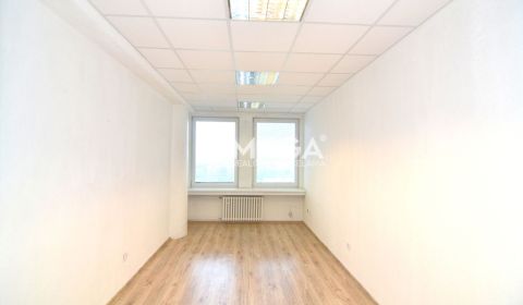 NA PRENÁJOM POSLEDNÉ VOĽNÉ kancelárie v centre mesta – 17,5 m²