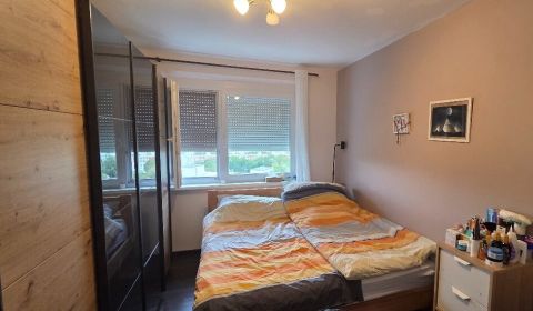 3- izbový byt na  Viglašskej ulici 